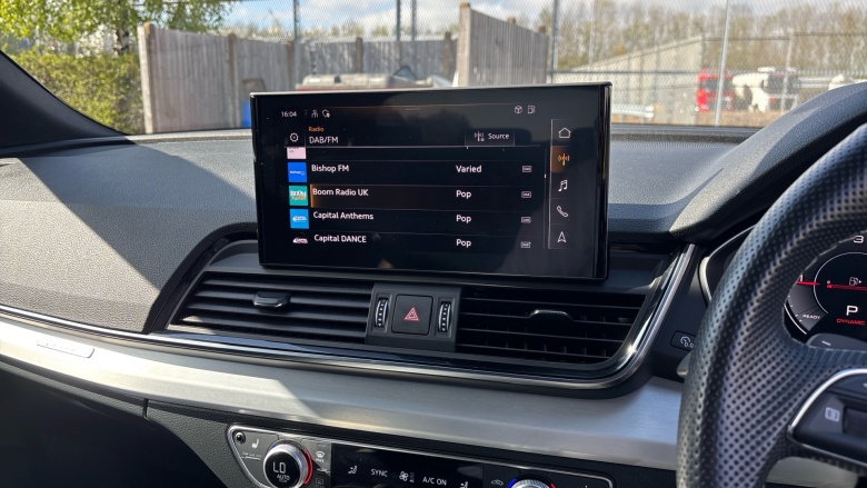 Audi Q5 40 TDI Quattro S Line 5dr S Tronic Diesel Estate